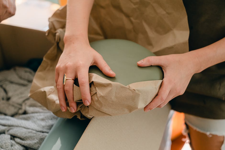 Paket bei der Post für lange Zeiträume lagern